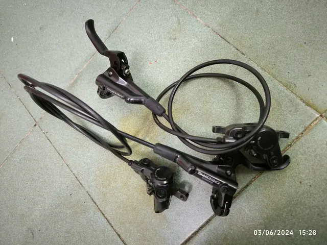 SHIMANO DEORE M6000 BRAKE SET — used bicycle for sale in Kuala Lumpur, Malaysia