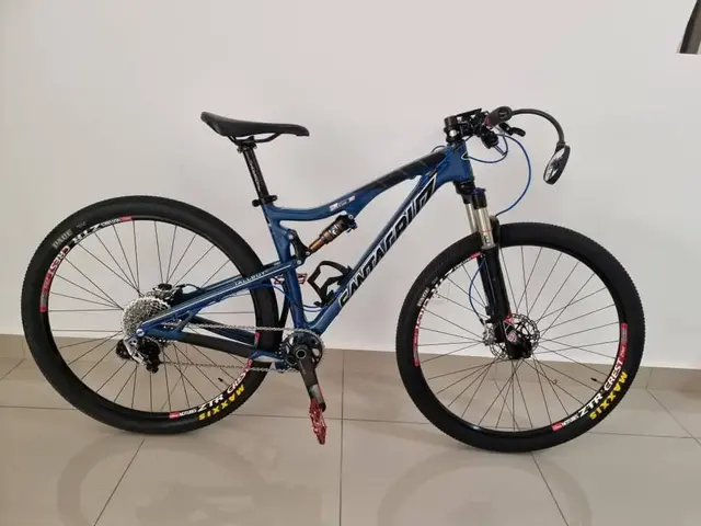 SANTA CRUZ TALLBOY CARBON FRAME 29 — used bicycle for sale in Kuala Lumpur, Malaysia
