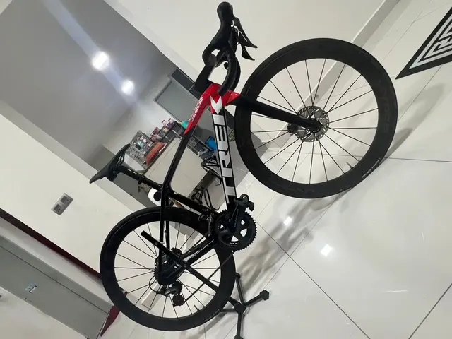 Trek Emonda SL6 Disc Pro — used bicycle for sale in Perak, Malaysia