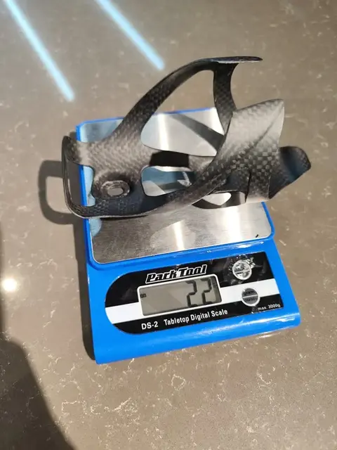 USED Carbon Bottle Cage for sale — used bicycle for sale in Johor, Malaysia
