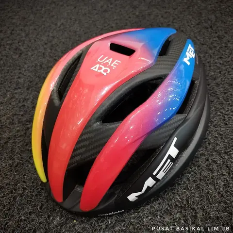 Met Trenta 3K Carbon MIPS Helmet — brand new bicycle for sale in Johor, Malaysia