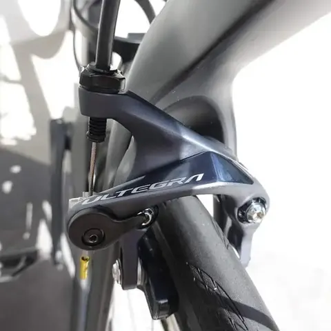 Road Bike CANYON AEROAD CF SLX — used bicycle for sale in Malaysia
