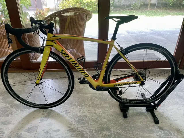 Specialized Carbon Tarmac — used bicycle for sale in Malaysia