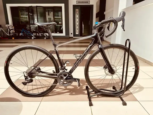 Giant Defy Advanced SL 1 [ 2021] — used bicycle for sale in Selangor, Malaysia
