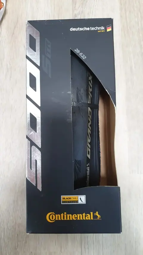 Continental GP5000 STR Tubeless Ready Tyre 1 piece 28mm — brand new bicycle for sale in Pulau Pinang, Malaysia