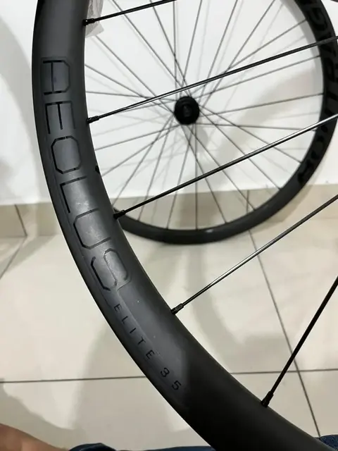 Wheelset - Bontrager Aeolus Elite 35mm — used bicycle for sale in Selangor, Malaysia