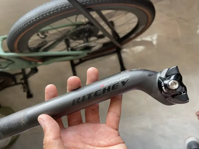 Ritchey carbon seat post — used bicycle for sale in Malaysia