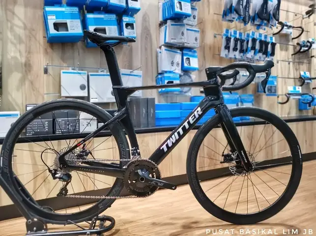 Twitter R10-105 Disc Carbon Road Bike..... — brand new bicycle for sale in Johor, Malaysia