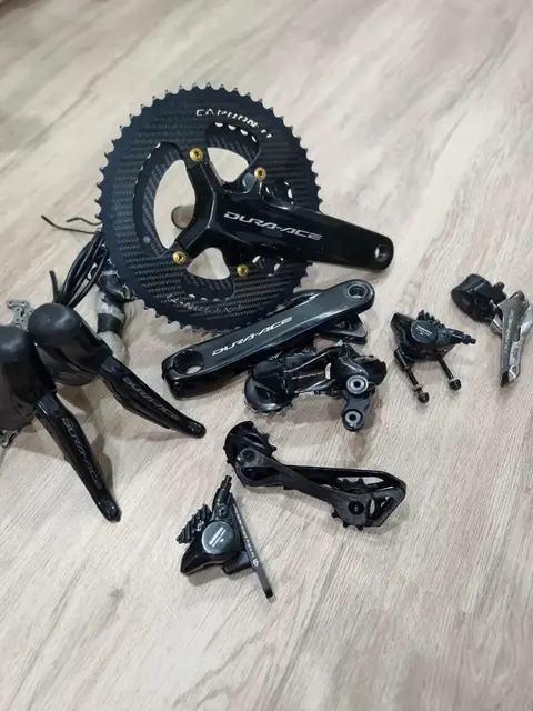 Shimano Dura Ace Di2 R9270 Groupset — used bicycle for sale in Kuala Lumpur, Malaysia