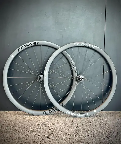 USED Roval Rapide C38 Carbon Wheelset — used bicycle for sale in Johor, Malaysia