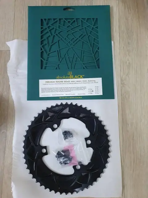 absoluteBLACK Round chainring 52T for Shimano 9100, 8000, 7000 (option 9100 nuts and bolts available) — used bicycle for sale in Pulau Pinang, Malaysia
