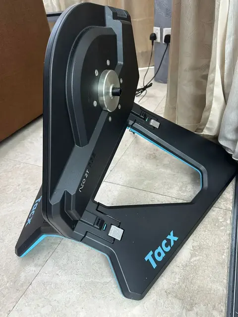 Garmin Tacx Neo 2T — used bicycle for sale in Kuala Lumpur, Malaysia