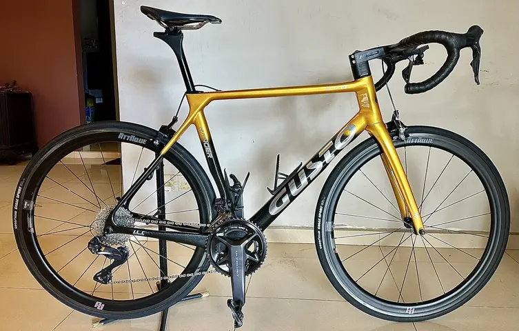 Roadbike GUSTO RANGER EVO (L size) Full carbon — used bicycle for sale in Selangor, Malaysia