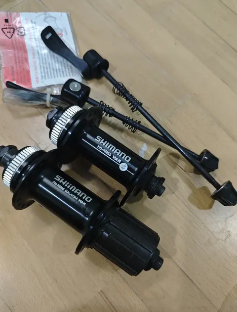 Shimano HB-RM65  & FH-RM65 Centrelock Disc 36Holes Hub — brand new bicycle for sale in Malaysia