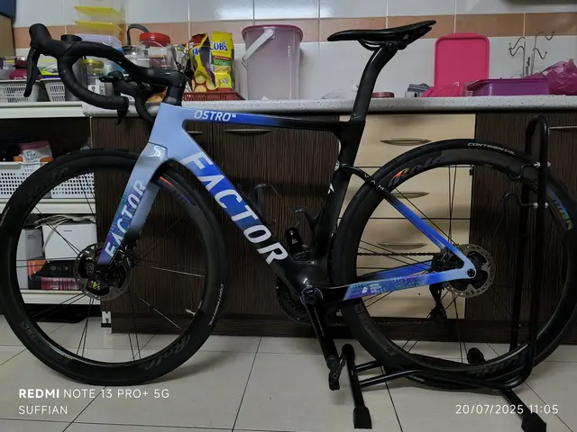 Factor Ostro Vam Tdf Edition 2023 — used bicycle for sale in Perak, Malaysia