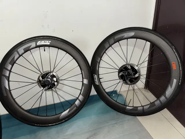Zipp 404 Firecrest — used bicycle for sale in Malaysia