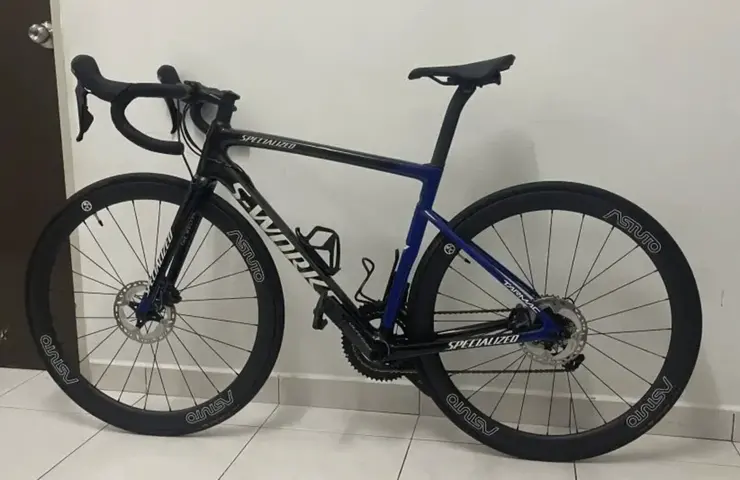 FOR SALE: S-Works Tarmac SL6 Quickstep Disc – The Wolfpack Edition (Size 52) — used bicycle for sale in Pulau Pinang, Malaysia