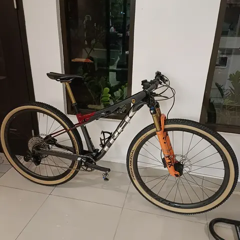 Trek supercaliber 9.7  29"  S size — used bicycle for sale in Malaysia