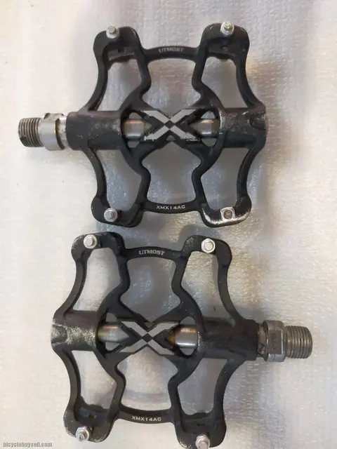 XPEDO PEDAL USED 8 MONTHS - SEELING TO CHANGE TO CLEAR PEDAL — used bicycle for sale in Pulau Pinang, Malaysia