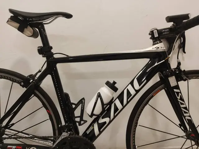 Issac kaon with fulcrum racing zero wheelset — used bicycle for sale in Selangor, Malaysia