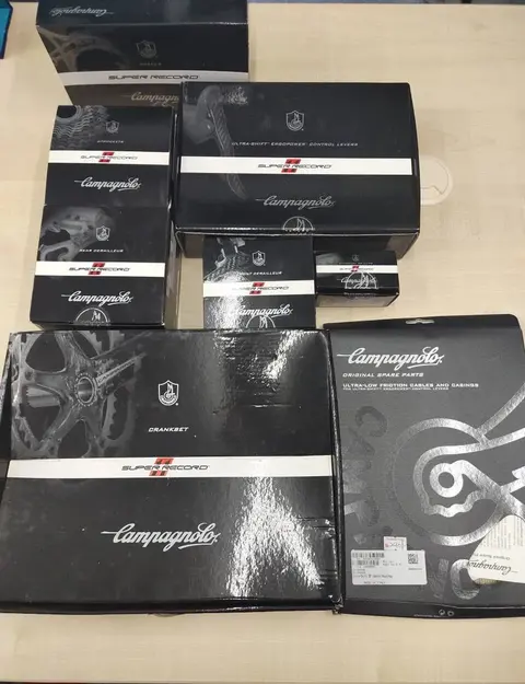 Campagnolo Super Record 11speed — used bicycle for sale in Selangor, Malaysia