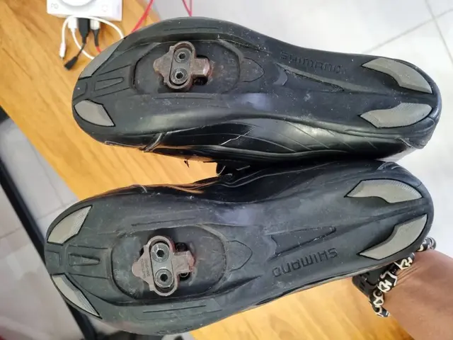 Shimano MTB Shoes Size 38 — used bicycle for sale in Selangor, Malaysia