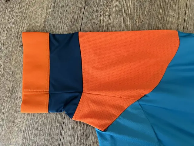 Original RAPHA Pro Team Training Jersey — brand new bicycle for sale in Selangor, Malaysia