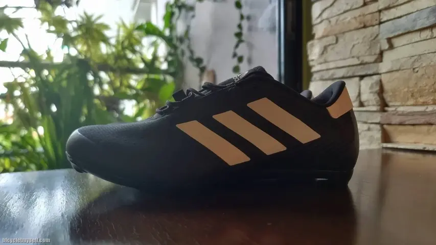 Adidas Cycling Shoe size euro 39 1/3 UK6 — used bicycle for sale in Online Trading Only, Malaysia