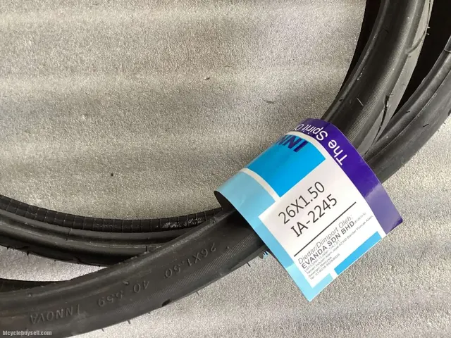 Innovo Tires 26 x 1.5 | 1set @ free pos — brand new bicycle for sale in Online Trading Only, Malaysia