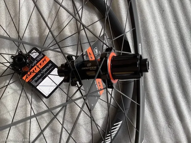 Deuter Pro SL5 Disc RoadBike Wheelset @ free pos — brand new bicycle for sale in Online Trading Only, Malaysia