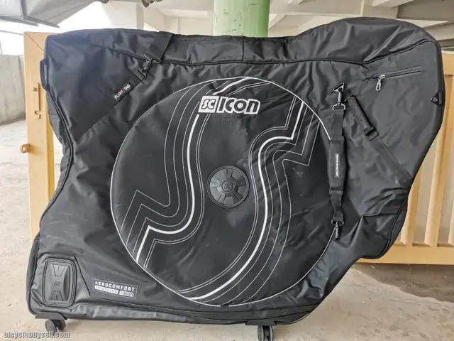 SCICON AEROCOMFORT TRIATHLON 3.0 BICYCLE BAG RENTAL (WEEKLY RENTALS ONLY) — brand new bicycle for sale in Kuala Lumpur, Malaysia