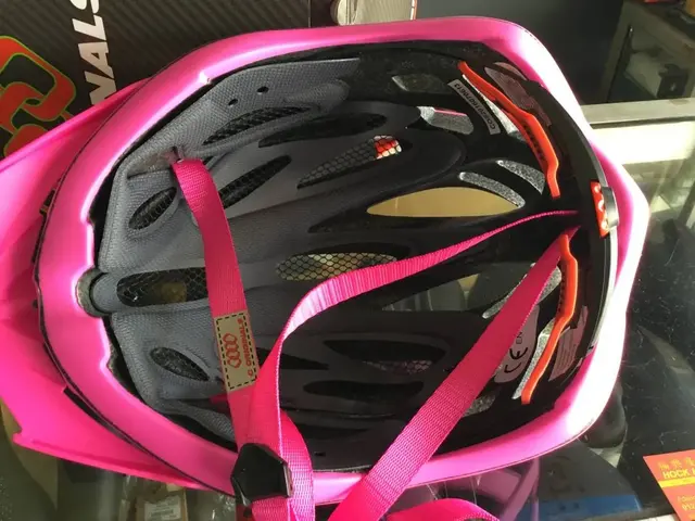 C Originals Genesis Pro Helmet 58-64cm (free pos w.m) — brand new bicycle for sale in Perak, Malaysia