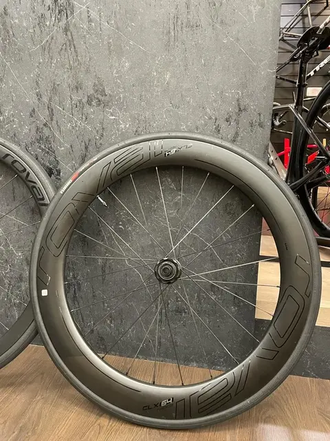ROVAL CLX WHEEL SET CHEAP CHEAP SELLING ! — used bicycle for sale in Pulau Pinang, Malaysia