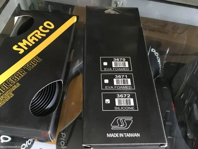 Smarco Silicon Soft Touch BarTape Road (free pos w.m) — used bicycle for sale in Perak, Malaysia