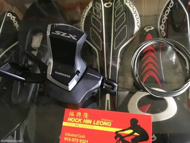 Shimano SLX Right Shift Lever Clamp 11-speed (free pos w.m) — brand new bicycle for sale in Perak, Malaysia