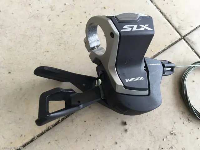 Shimano SLX M7000 Shifter 11speed - Right - free courier — brand new bicycle for sale in Online Trading Only, Malaysia