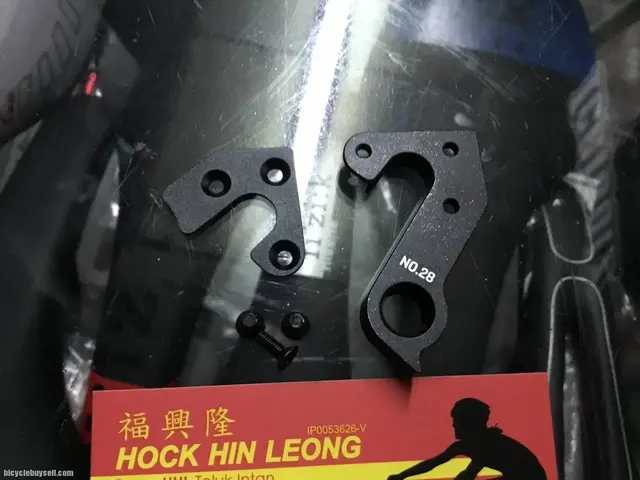 Canyon No.25/28 Deraileur Hanger (free pos w.m) — brand new bicycle for sale in Perak, Malaysia