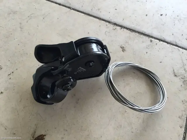 Shimano Tourney Right Thumb Shifter 7s - free courier — used bicycle for sale in Online Trading Only, Malaysia