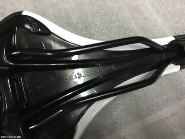 Selle Royal Seta Aero Dynamic @ free pos — brand new bicycle for sale in Online Trading Only, Malaysia