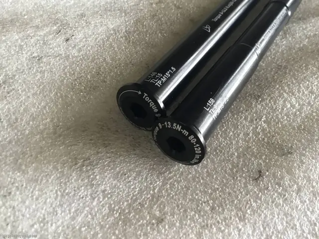 Rock Shox All Fork ThruAxle 15x110mm BOOST @ free pos — brand new bicycle for sale in Online Trading Only, Malaysia