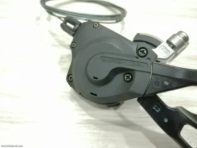 Shimano SLX M7000 3 x 11 Speed Shifter — used bicycle for sale in Selangor, Malaysia