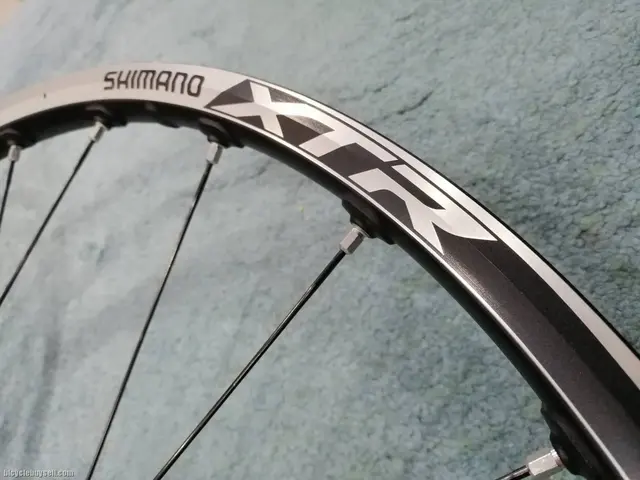 Shimano XTR WH- M985 26" 11 Speed Wheel Set — used bicycle for sale in Selangor, Malaysia