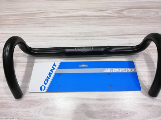 Giant Contact SLR Carbon Handlebar 36/38/40cm (Center-to-Center) — brand new bicycle for sale in Selangor, Malaysia