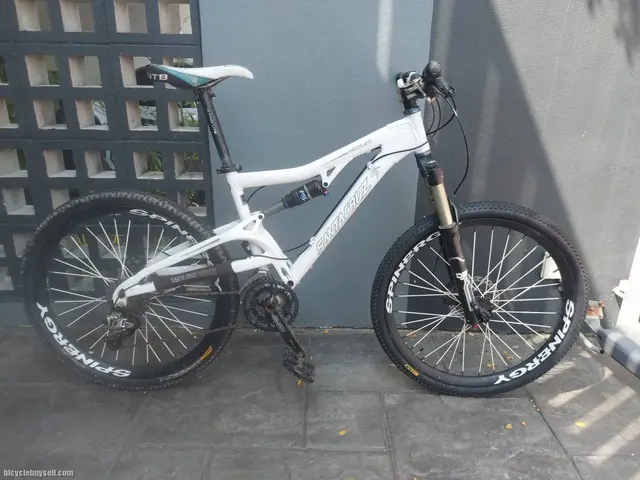 Santa Cruz Heckler MTB Bike — used bicycle for sale in Selangor, Malaysia