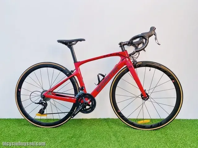 GEOMETRIC CR5-RE SENSAH 2 x 12 SPEED 700C CARBON ROAD BIKE — brand new bicycle for sale in Kuala Lumpur, Malaysia