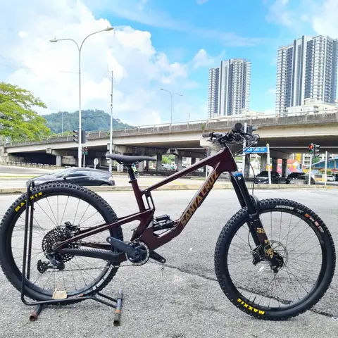 Santa Cruz Nomad 5 Carbon C, S Kit Lifetime Warranty — brand new bicycle for sale in Kuala Lumpur, Malaysia