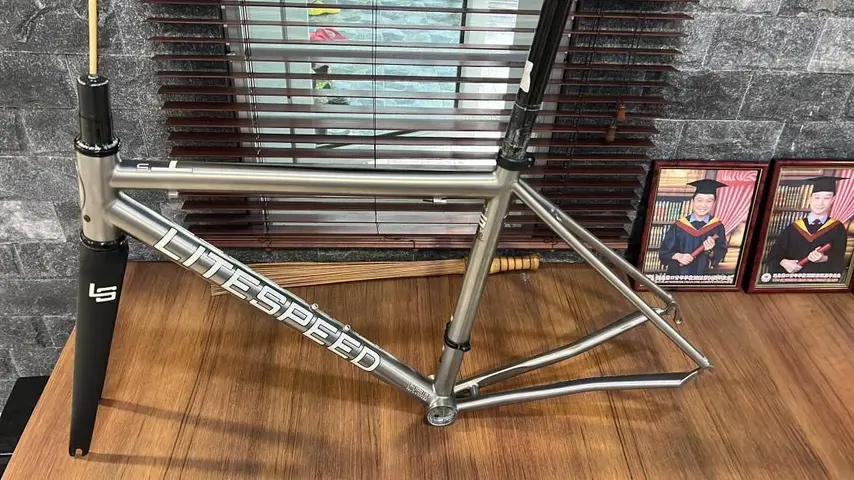Litespeed Titanium Road Bike — used bicycle for sale in Selangor, Malaysia