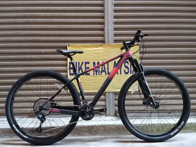 JAVA SUOH J-AIR CARBON FRAME MTB 29" SHIMANO SLX 24-SPEED — used bicycle for sale in Kuala Lumpur, Malaysia