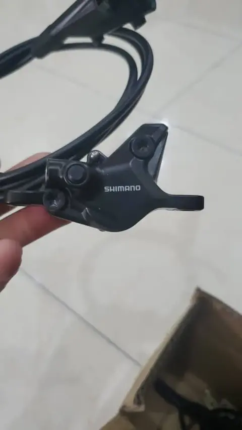 Used brake Shimano taken out from one week old bike — used bicycle for sale in Pulau Pinang, Malaysia