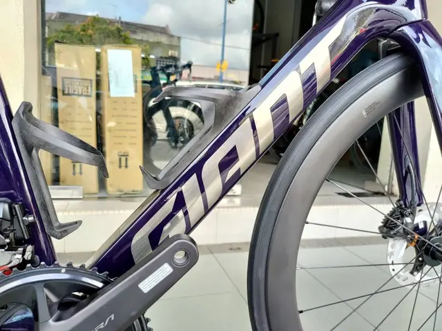 Giant Propel advanced pro disc 2023 — brand new bicycle for sale in Selangor, Malaysia